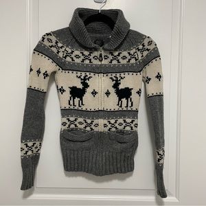 ✨2 for $20/3 for $25 ✨TNA Aritzia Sea to Sky Reindeer Lambswool Sweater Size XXS
